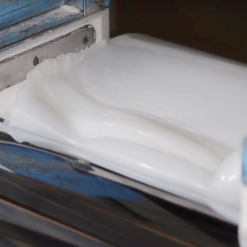 Borracha de silicone do grupo MVQ VMQ da tensão da personalização 7% da cor para as peças elétricas